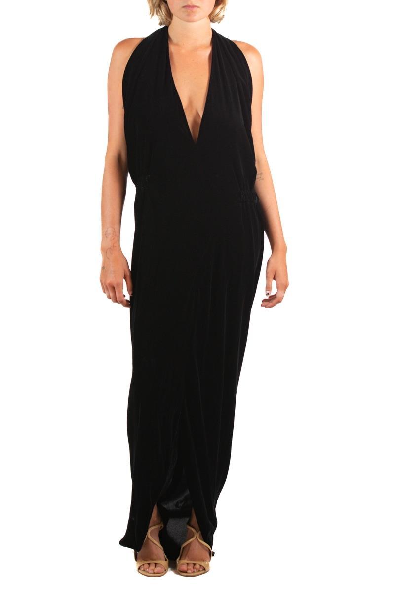 halston black dress Emie Gown In Satin Add a touch of sophistication to your outfit with the Halston Ola Dress. 70s HALSTON IV Dramatic Pleated
