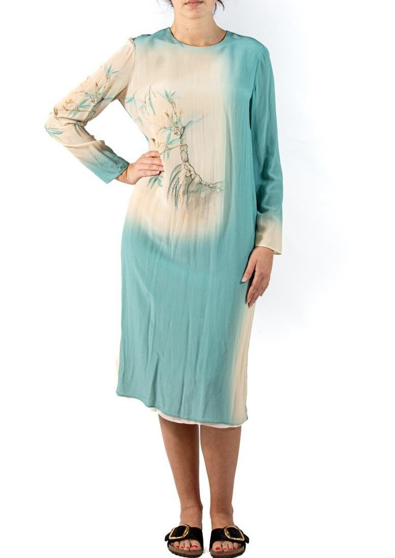 1990s Valentino Seafoam Green & Cream Silk Crepe de Chine Asian Floral Dress with Sleeves 1990s Valentino Seafoam Green & Cream Silk Crepe de Chine Asian Floral Dress with Sleeves