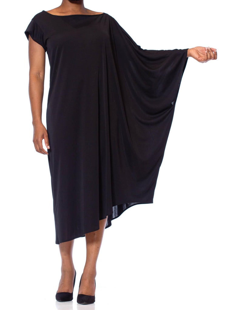 jersey kaftan dress GATHERED VISCOSE JERSEY KAFTAN DRESS IN EMERALD | CULT MIA