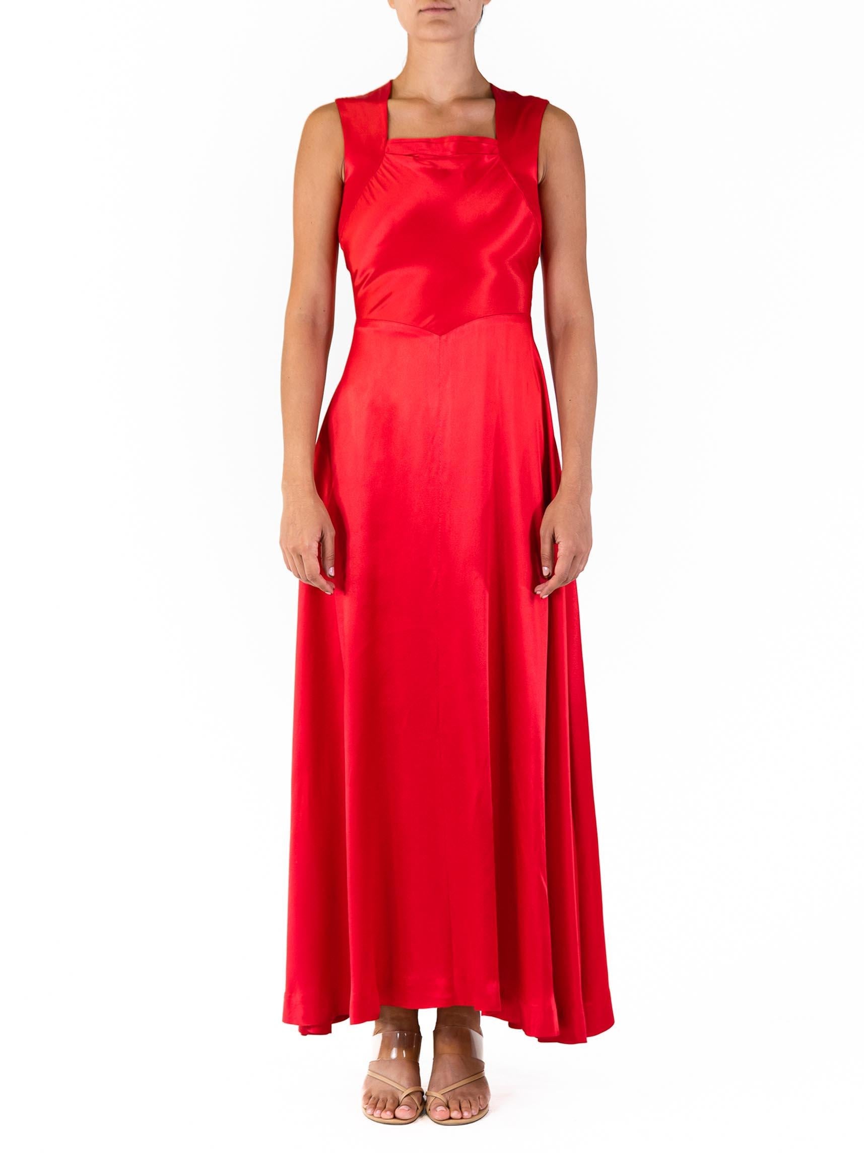 1940S Red Rayon Blend Crepe Back Satin Classic Hollywood Gown 1940S Red Rayon Blend Crepe Back Satin Classic Hollywood Gown